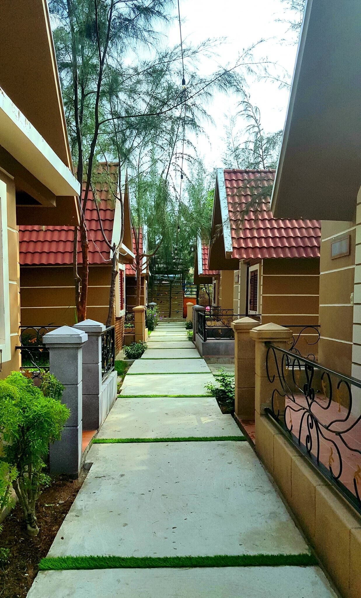 Rom (French Bungalow) | Utsikt mot gårdsplass