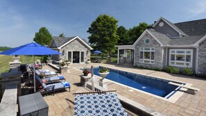 Piscine extérieure, piscine chauffée