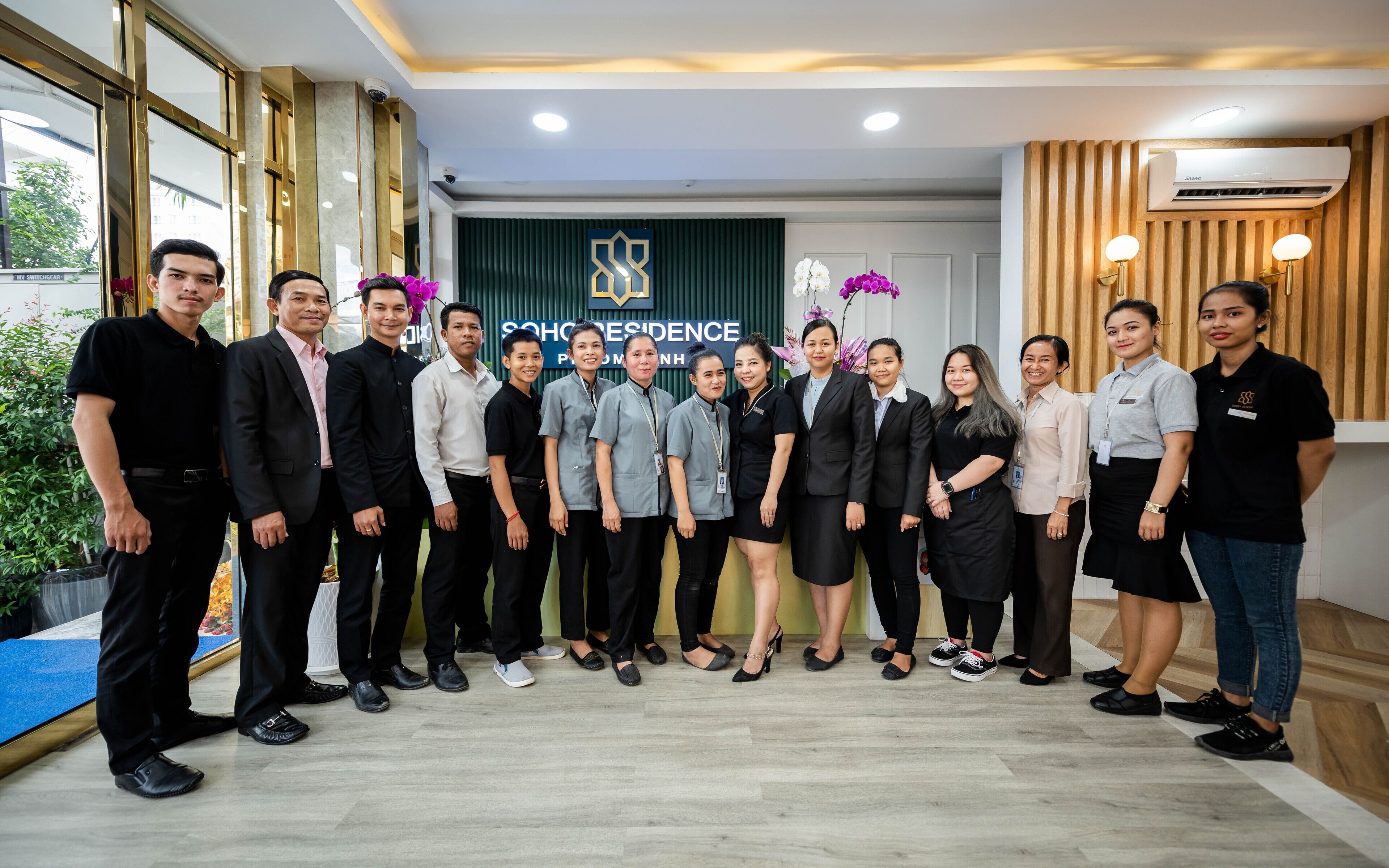 Sảnh tiếp tân