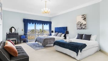 10 bedrooms, iron/ironing board, WiFi, bed sheets