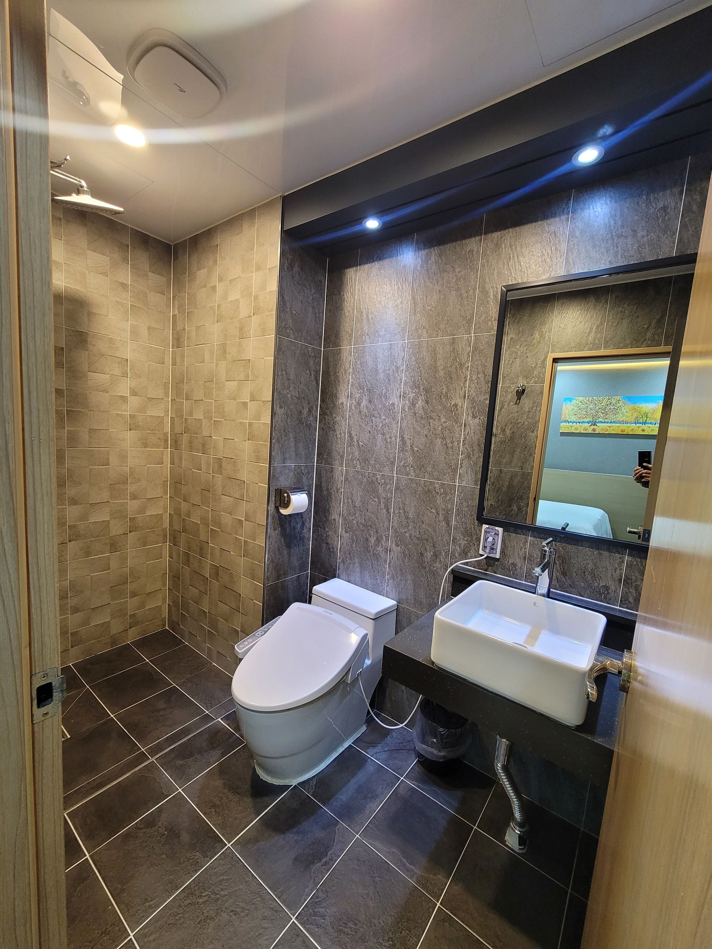 business room | bathroom | shower, free toiletries, hair dryer, bathrobes