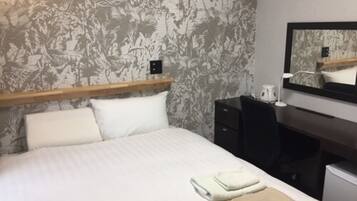 Blackout curtains, free WiFi, bed sheets