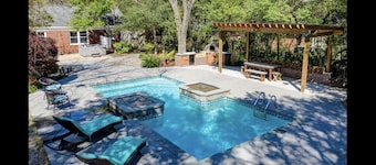 Midtown Oasis 10 min from Wrightsville Beach and Downtown