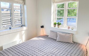 2 bedrooms, free WiFi