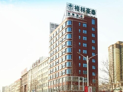 Greentree Inn Luoyang Yichuan Yilong Avenue