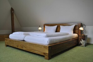 3 Schlafzimmer, Zimmersafe, WLAN, Bettwäsche