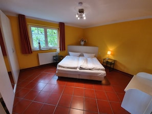 2 bedrooms, WiFi