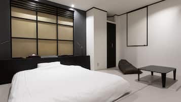 Habitación estándar doble | Tabla de planchar con plancha, wifi gratis, ropa de cama
