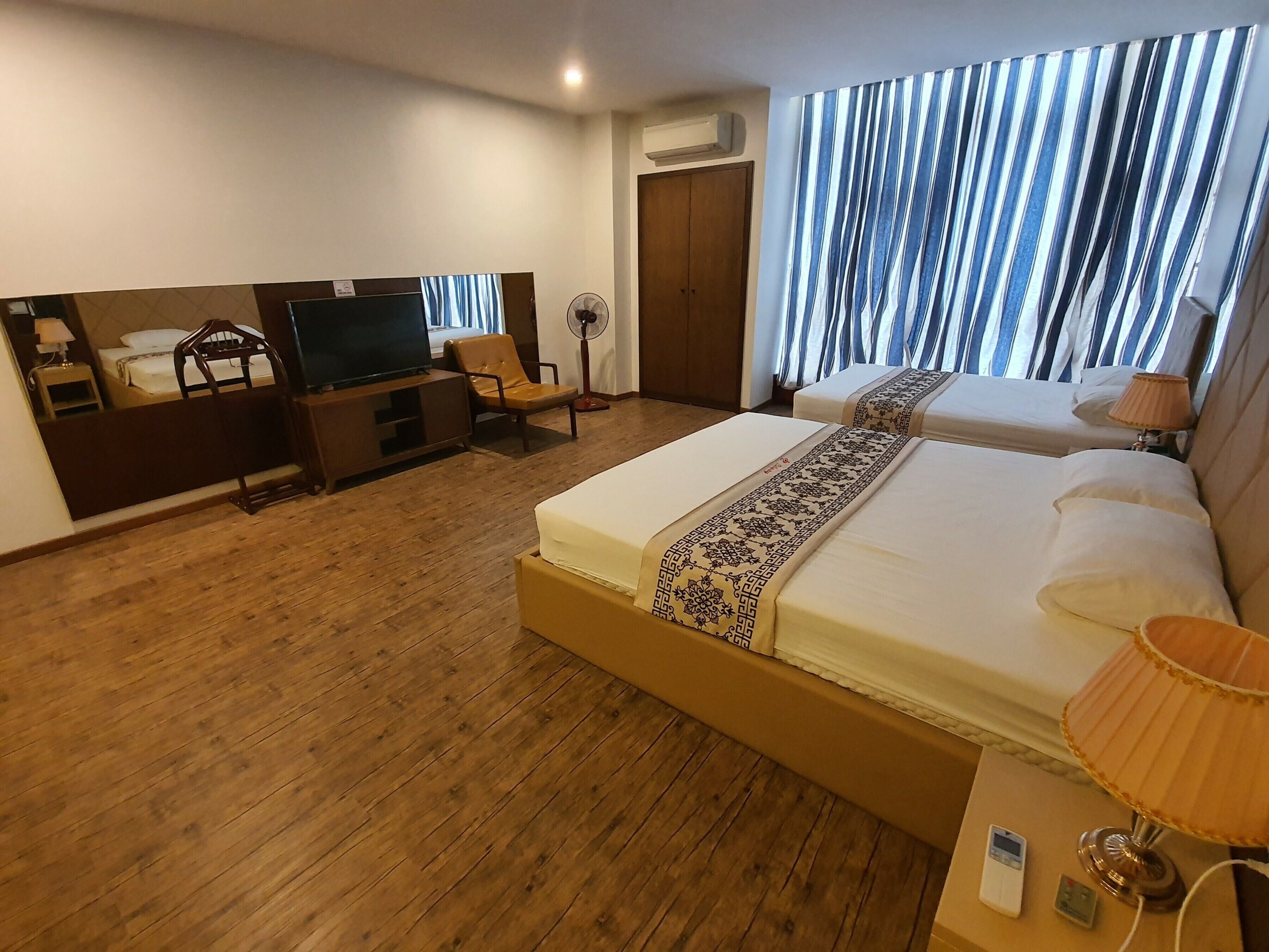 family double or twin room | minibar, desk, blackout curtains, soundproofing