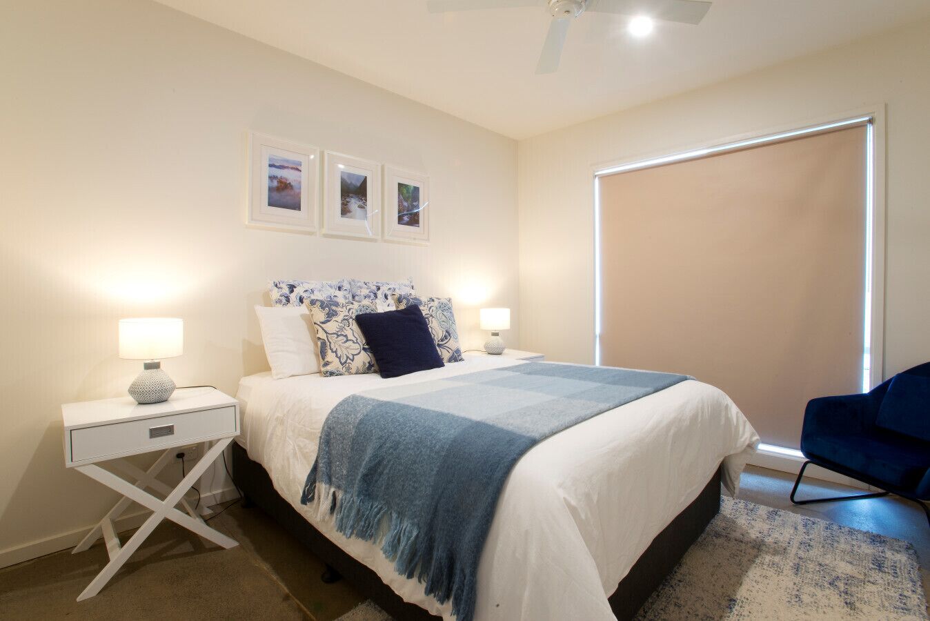 2 Schlafzimmer, Schreibtisch, Bügeleisen/Bügelbrett, Reisekinderbett