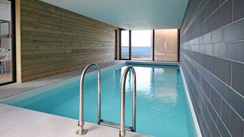 Piscine couverte, piscine chauffée