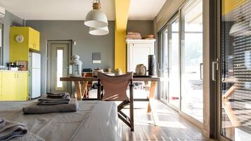 3 quartos, ferros/tábuas de passar roupa, Wi-Fi, roupa de cama