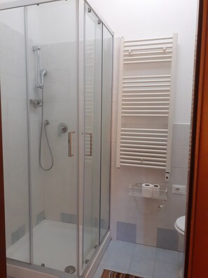 Chambre Double ou avec lits jumeaux | Salle de bain