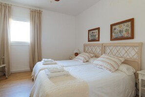 4 soverom, wi-fi (inkludert) og sengetøy