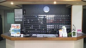 フロント