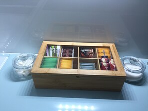 Alimentos y bebidas