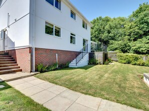 Exterior - Modern Holiday Home Just Outside Brixham, Near Golf Course and sea (Brixham)