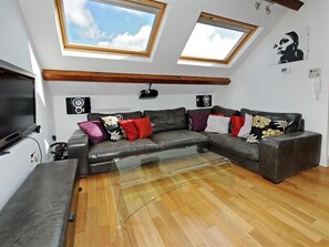 DVD player - Modern Apartment in Llanbedrog Britain Near Beach (Pwllheli)
