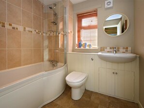 Combined shower/tub - Beautiful Holiday Home in Abersoch Britain With Garden (Pwllheli)