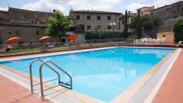 Cottage | Pool | Outdoor pool