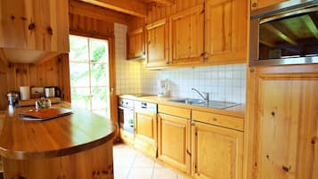 Chalet | Dapur pribadi | Kursi makan untuk bayi