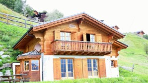 Chalet | Bahagian luar