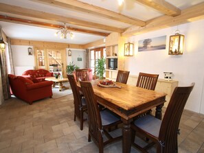 Dining - Renovated Farmhouse in Abtenau With Garden (Abtenau)