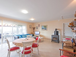 House | Dining