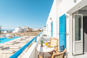 Balcony view - Marianna Hotel (Santorini)