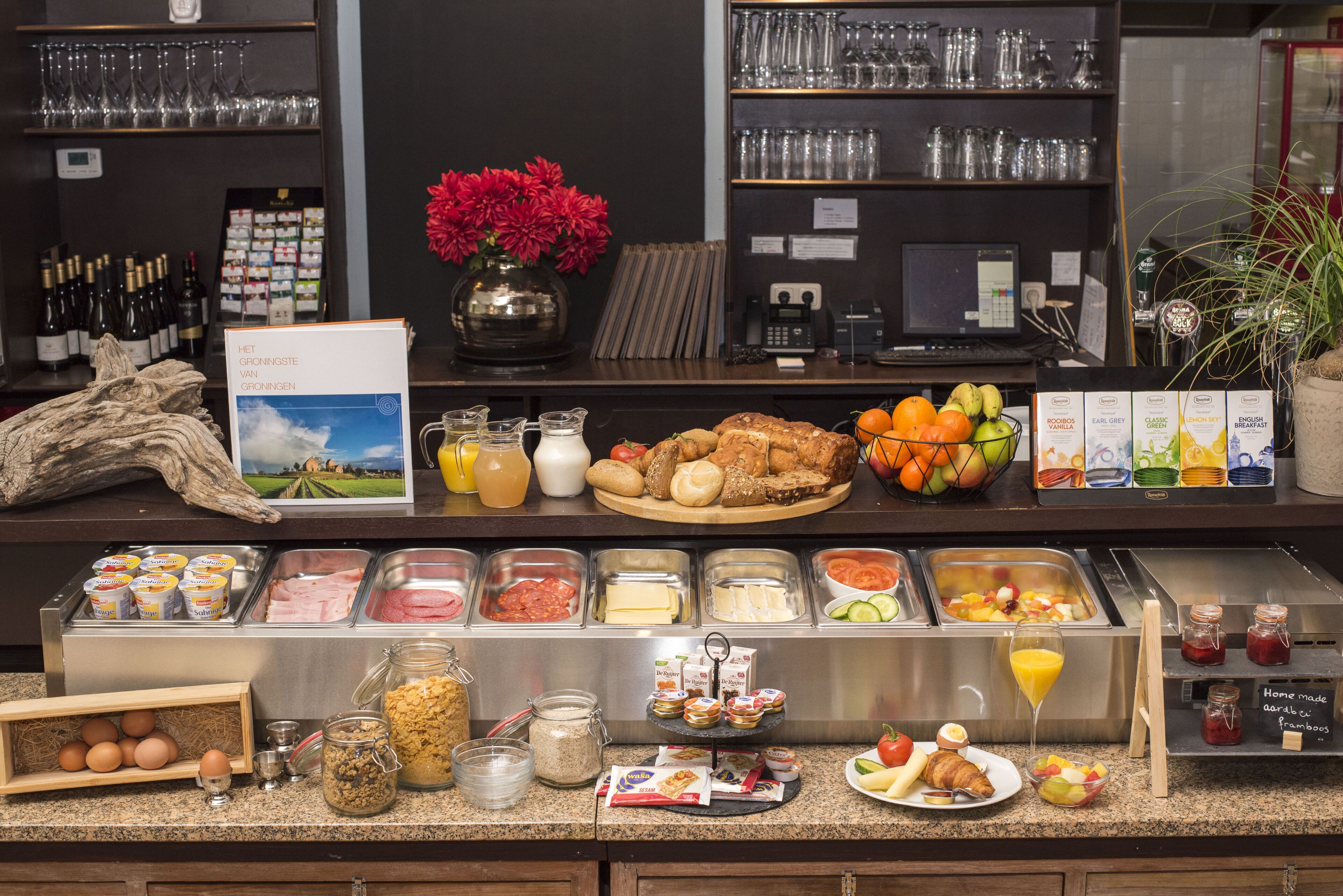 Daily buffet breakfast (EUR 12.50 per person)