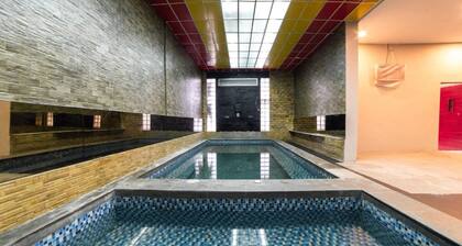 Glamour Hotel and Spa