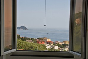 Interior - Maiso house nestled between the sea and olive trees (Lavagna)