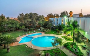 Outdoor pool - Hotel Farah Khouribga (Khouribga)