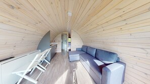 Premium bedding, desk, laptop workspace, free WiFi - Low Greenlands Holiday Park  (Carnforth)