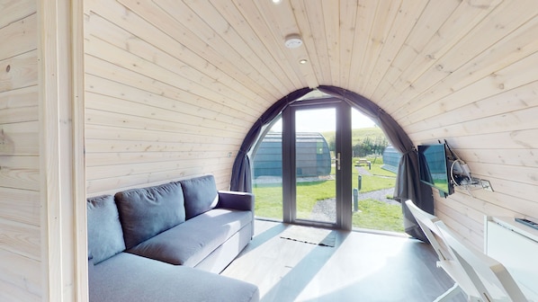 32-inch Smart TV with digital channels, Netflix, streaming services