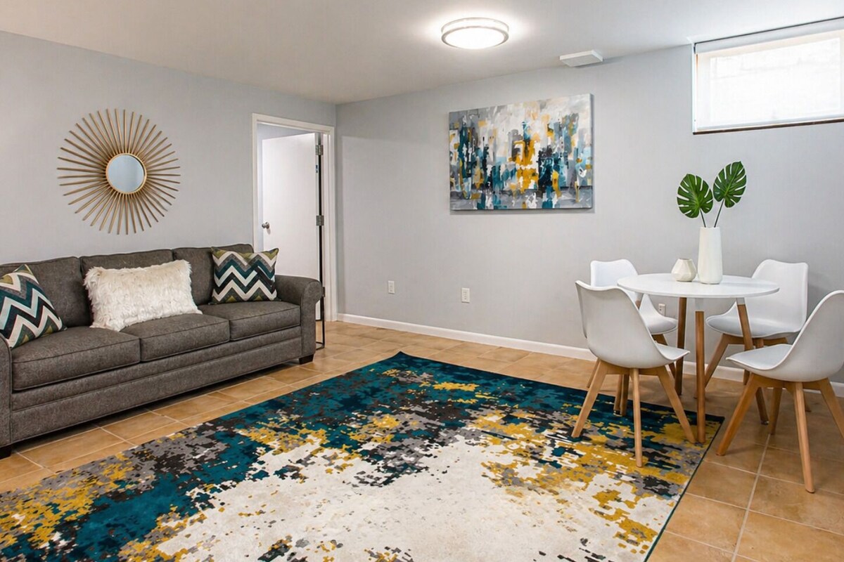 104 Family Suite King Bed + Queen Sofa. Sleeps 4 | Premium bedding, memory-foam beds, iron/ironing board, cots/infant beds