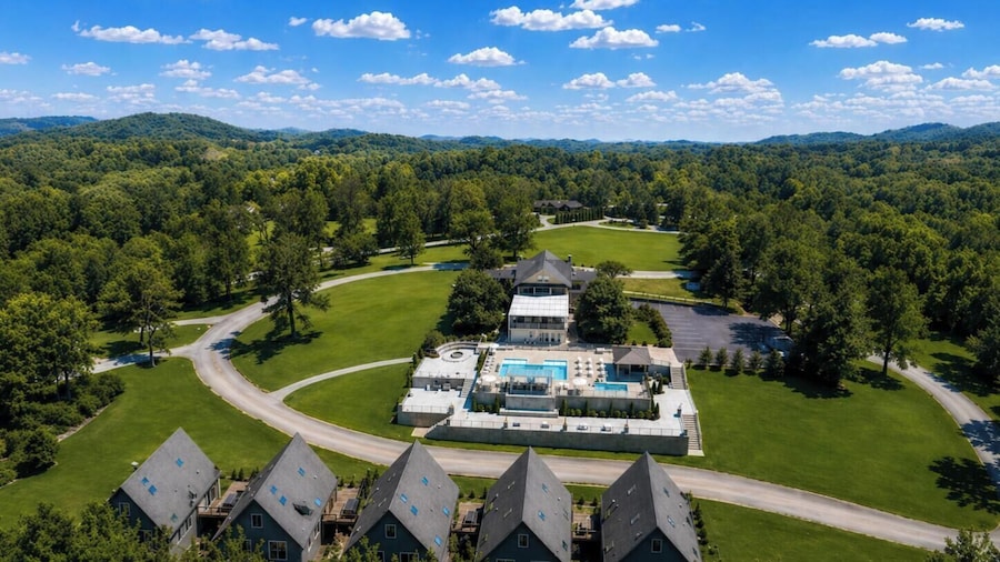 SKYLARANNA Resort & Spa