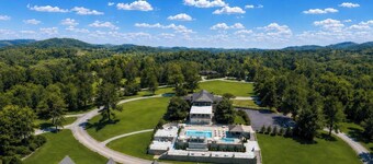 SKYLARANNA Resort & Spa