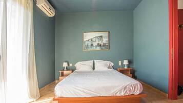 1 chambre, fer et planche Ă repasser, Wi-Fi gratuit, draps fournis