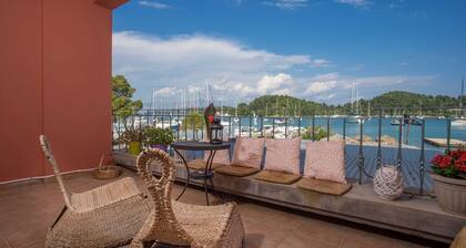 Blue Seaview Apartment on Nydri Coast