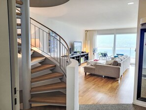 Interior - Lovely apartment for 5 guests with WIFI, pool, TV and terrace (Magadino)