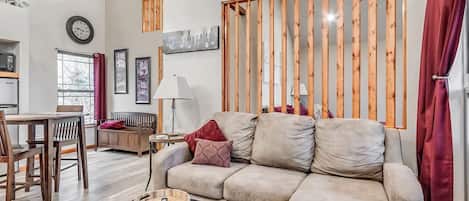 Smart TV y chimenea