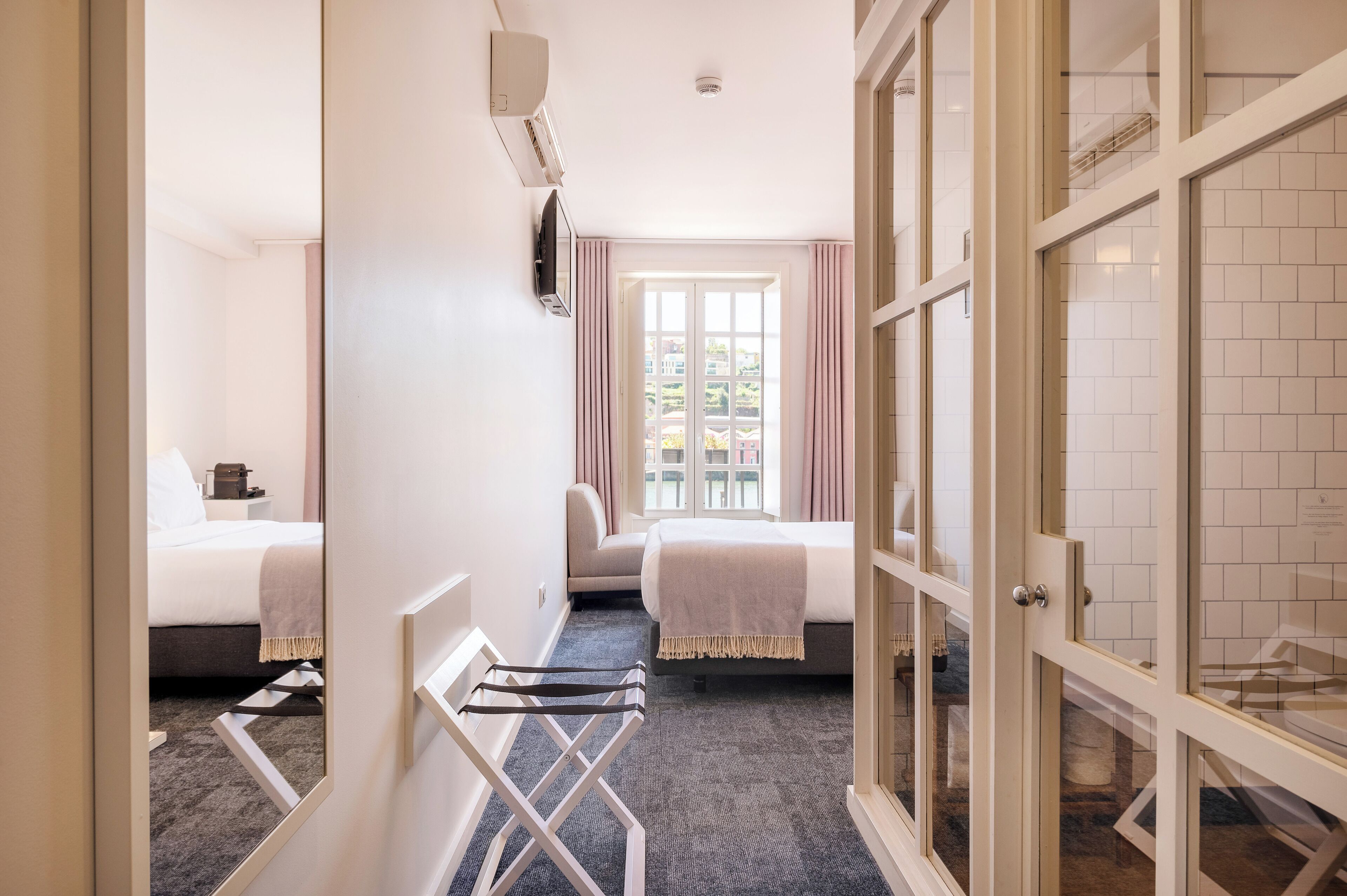 Photo - Miragaia - Riverside Suites - Adults Only