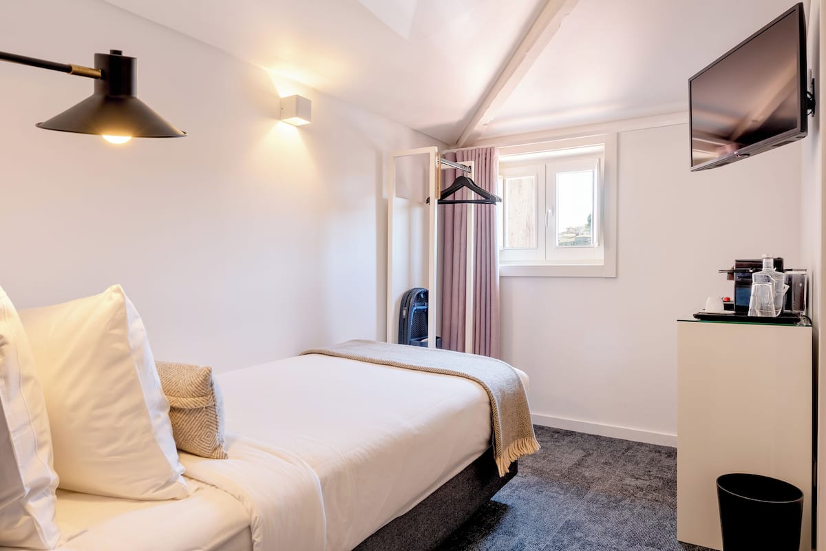 Standard Single Room, River View (1) | 1 bedroom, individually decorated, individually furnished