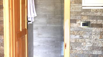Superior Apartment, 1 Bedroom | Minibar, desk, laptop workspace, soundproofing