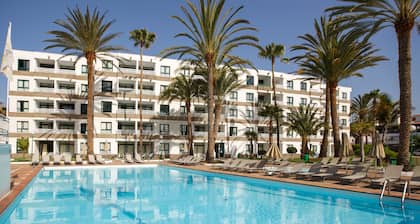 Walhalla, great location in the heart of Playa del Ingles