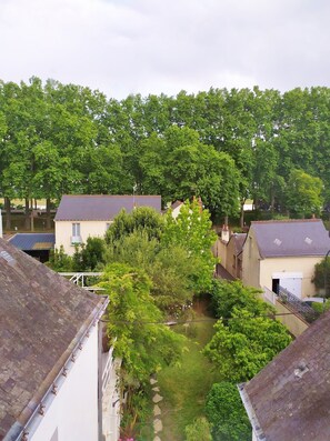 Exterior - Le Huis Clos (Amboise)