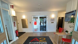 Lobby - A2 Boarding House Memmingen (Memmingen)