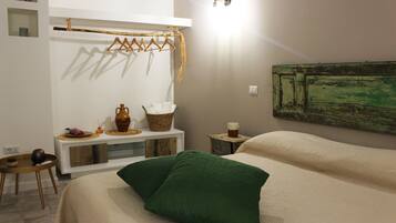 Chambre Quadruple (Il Borgo) | Bureau, Wi-Fi gratuit, draps fournis