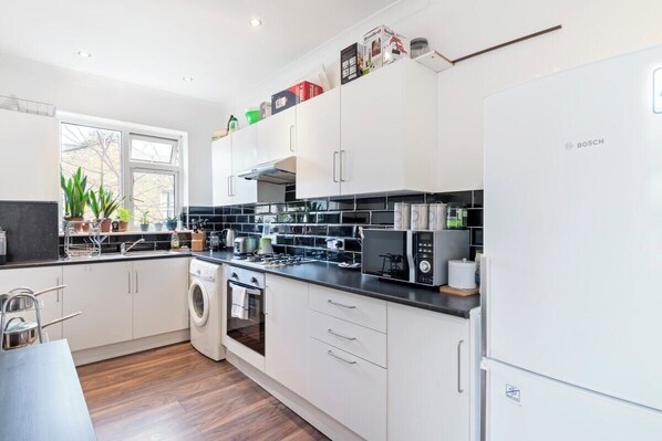 Fridge, microwave, oven